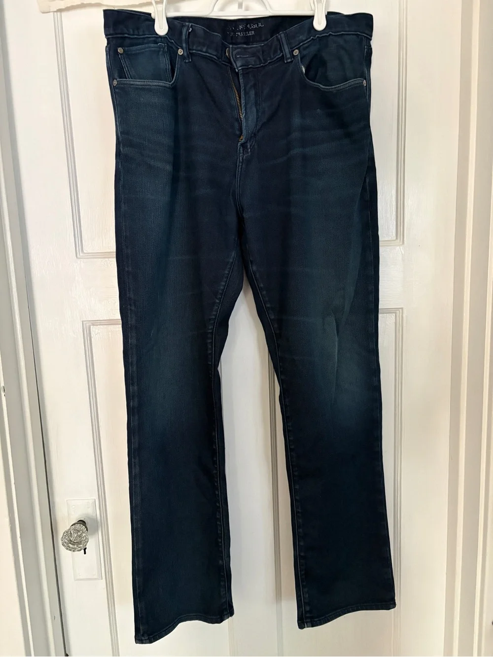 Men’s dark wash straight leg jeans